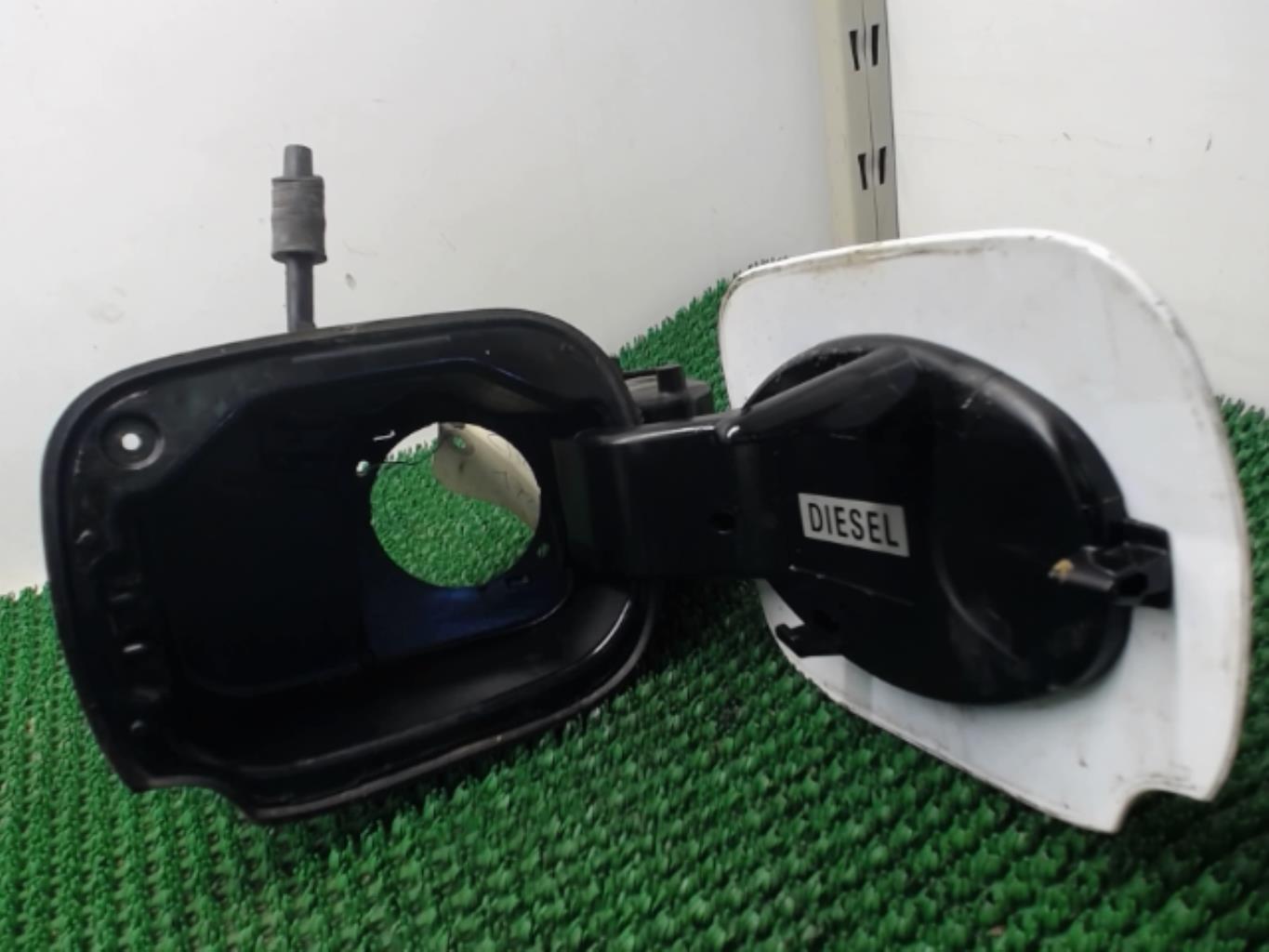 Trappe d'essence RENAULT CLIO 3 PHASE 2 Diesel - 1