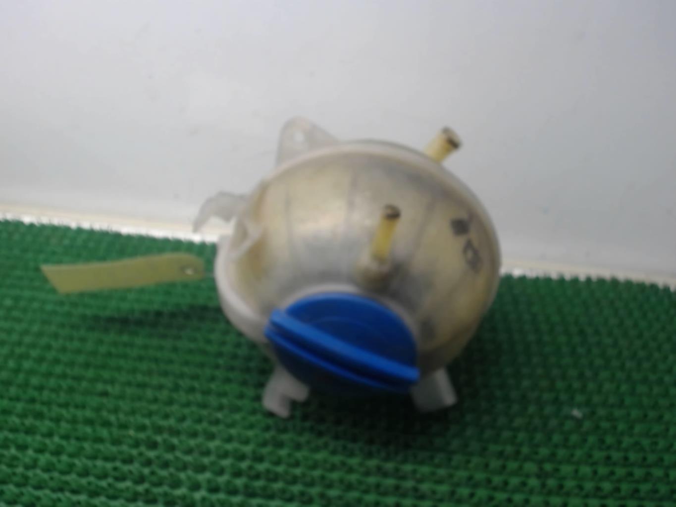 Vase d'expansion AUDI A3 2 SPORTBACK PHASE 1 Diesel - 1