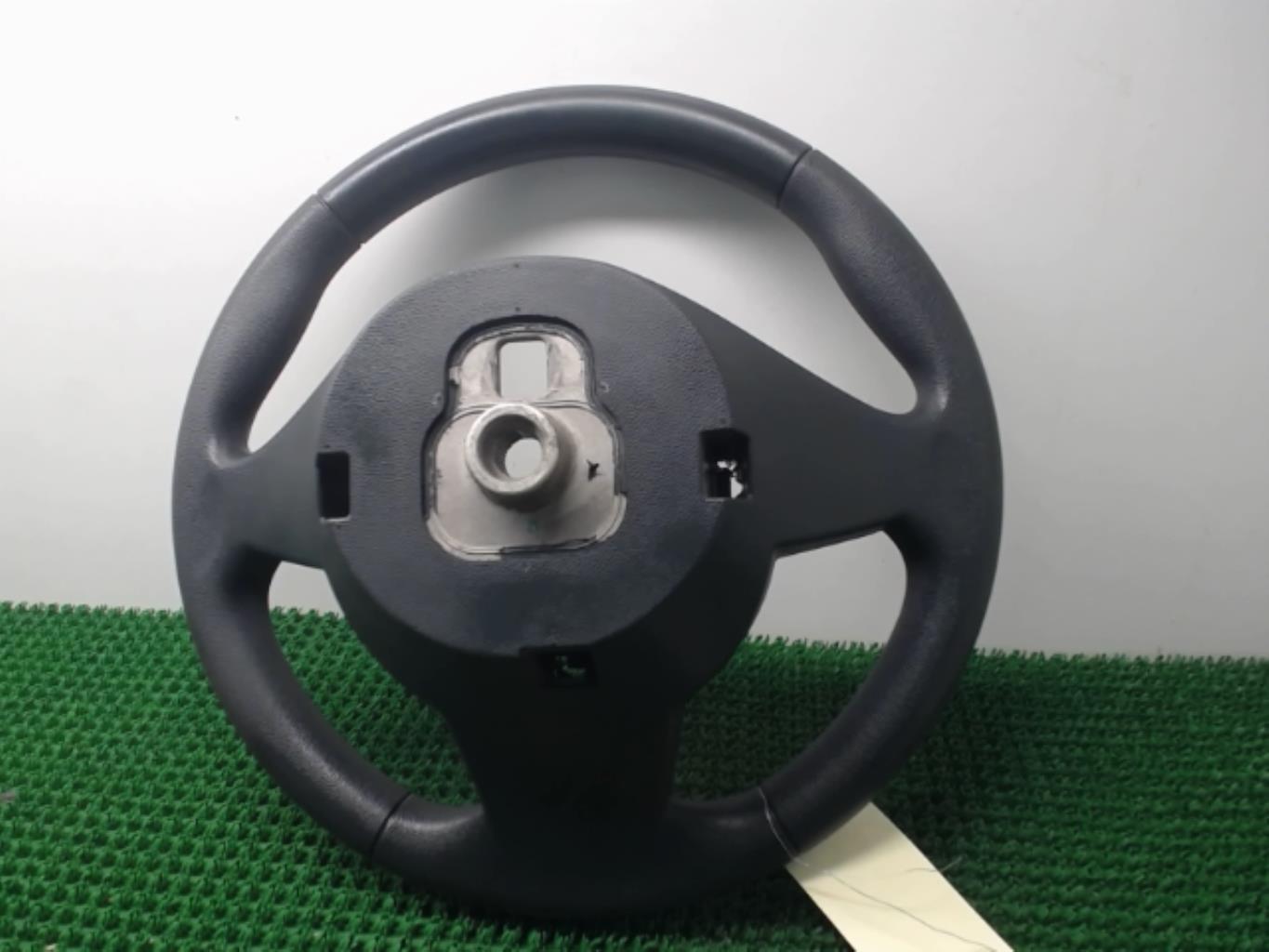 Volant FORD KA 2 PHASE 2 Essence - 1