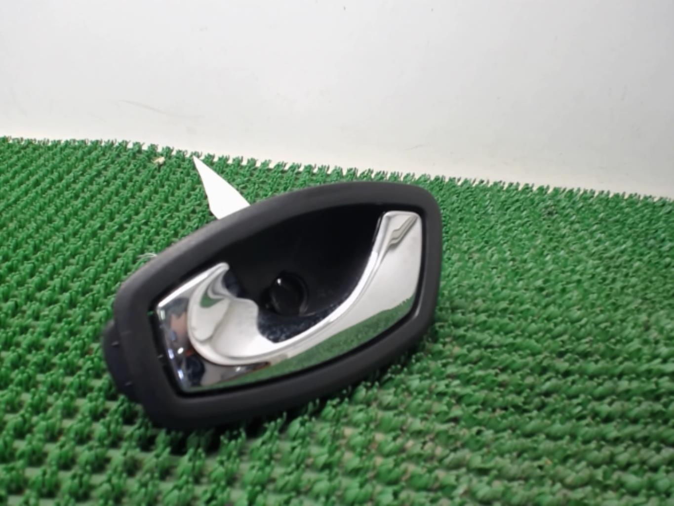 Poignee interieur avant gauche RENAULT SCENIC 3 PHASE 3 Diesel - 1