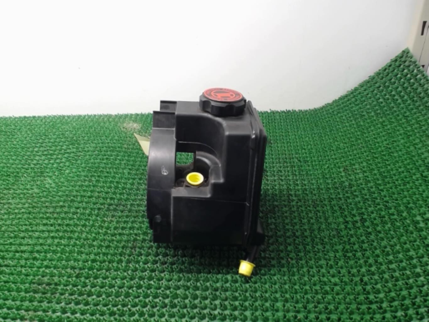 Pompe de direction PEUGEOT 206 PHASE 1 BREAK Diesel - 1