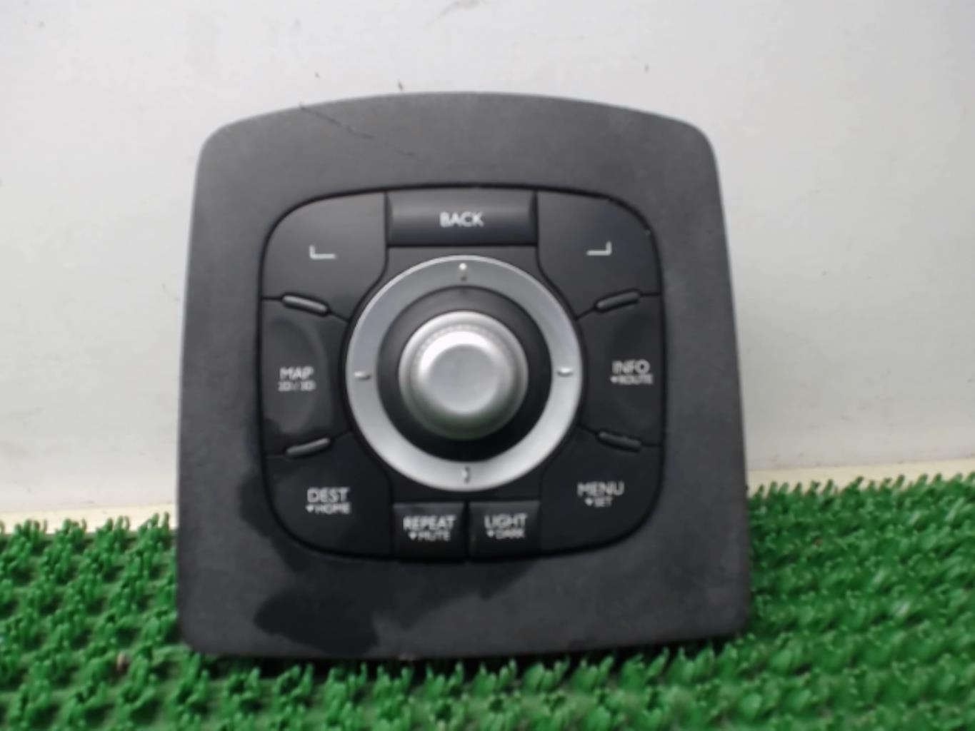 Commande GPS RENAULT SCENIC 3 PHASE 3 Diesel - 1