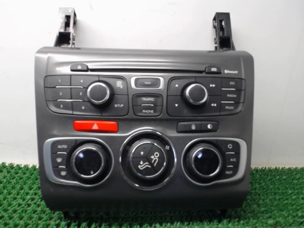 Commande chauffage CITROEN C4 2 Diesel - 1