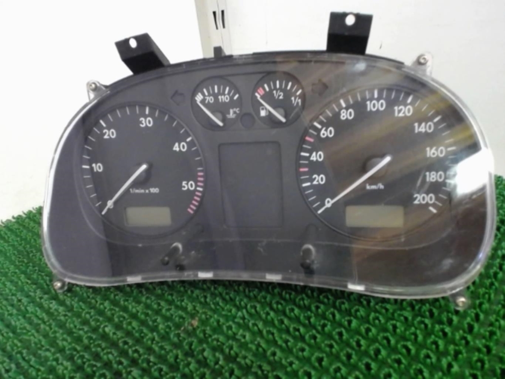 Compteur VOLKSWAGEN POLO 3 PHASE 1 Diesel - 1