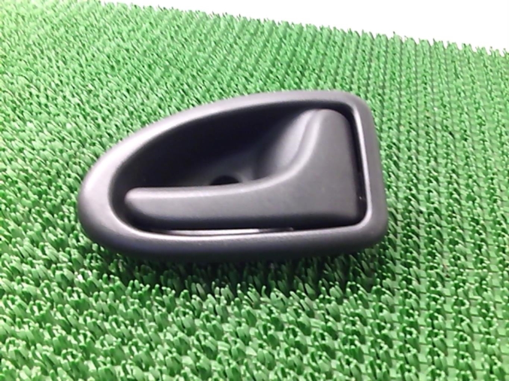 Poignee interieur avant droit RENAULT CLIO 2 PHASE 1  - 1