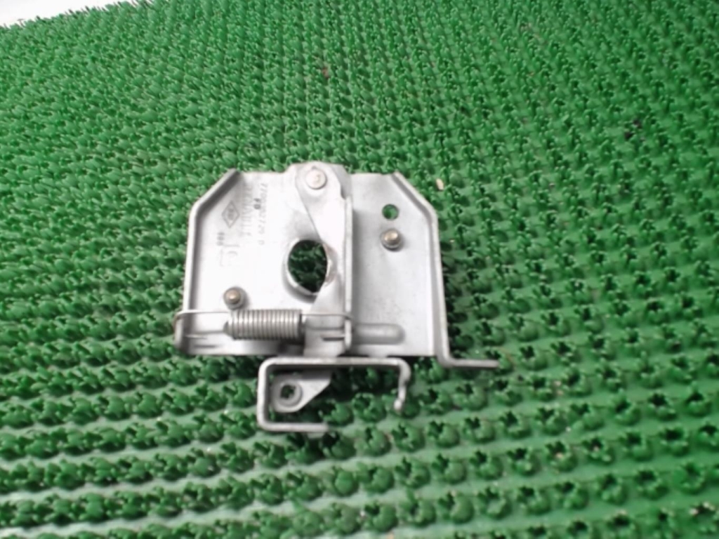 Serrure de capot RENAULT CLIO 2 PHASE 1 Diesel - 1