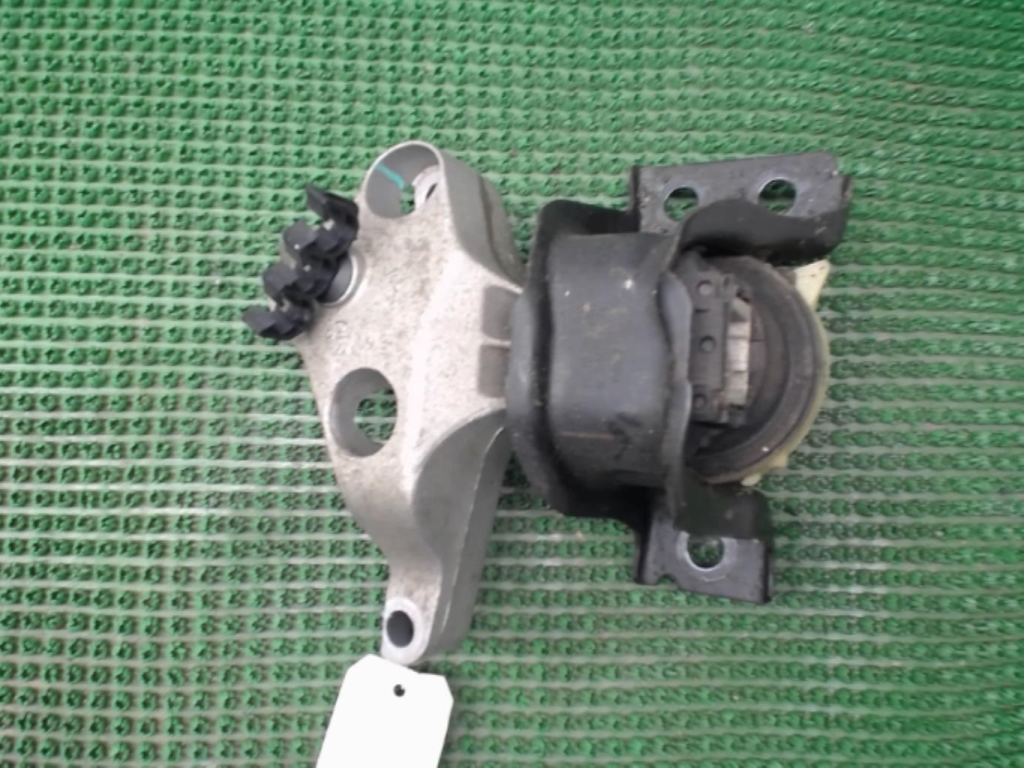 Support moteur droit DACIA DUSTER 1 PHASE 2 Diesel - 1