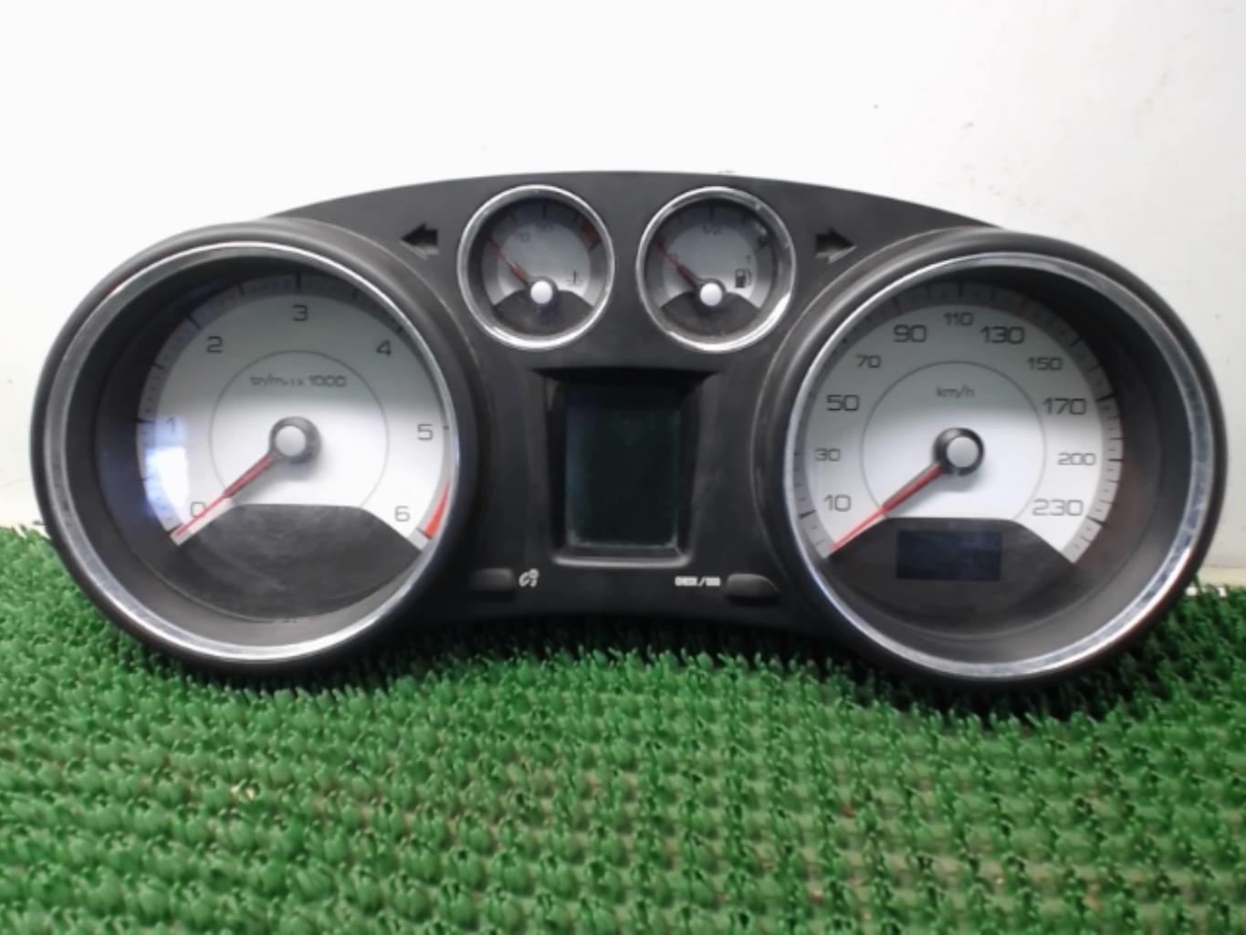 Compteur PEUGEOT 308 1 PHASE 1 Diesel - 1