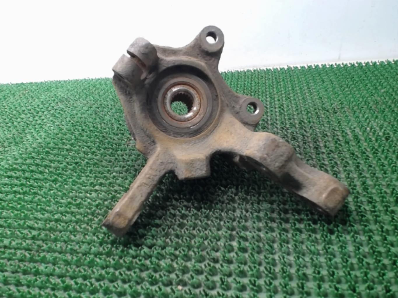 Pivot de moyeu avant droit RENAULT CLIO 2 PHASE 1 Diesel - 1