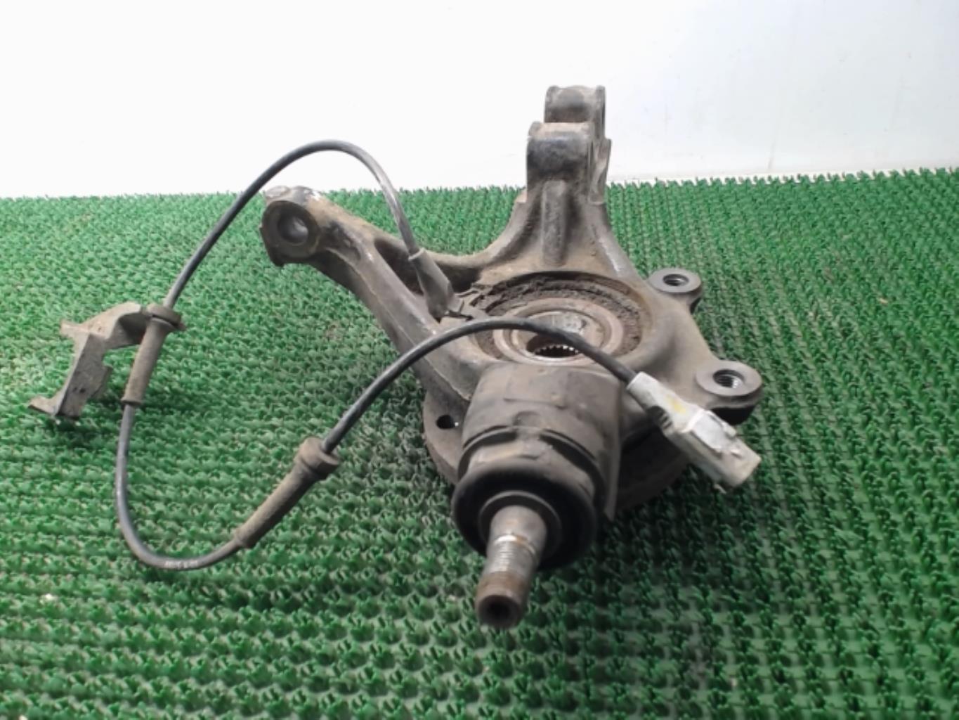 Pivot de moyeu avant gauche CITROEN C4 1 PHASE 1 COUPE Diesel - 1