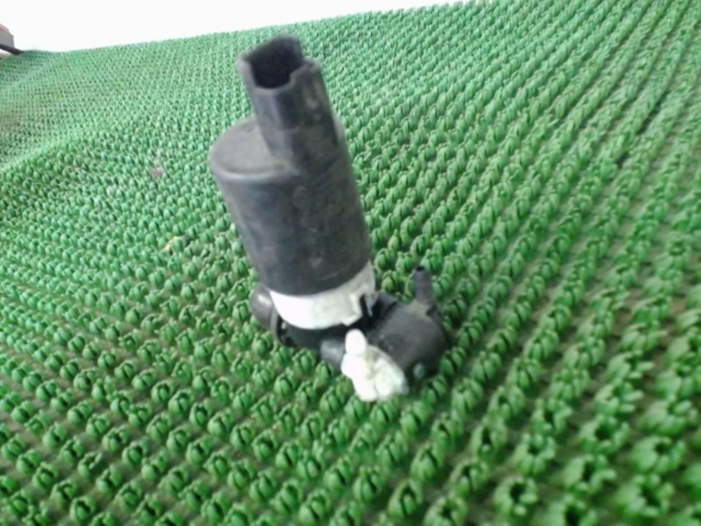 Pompe lave glace avant RENAULT MEGANE 3 PHASE 2 Diesel - 1
