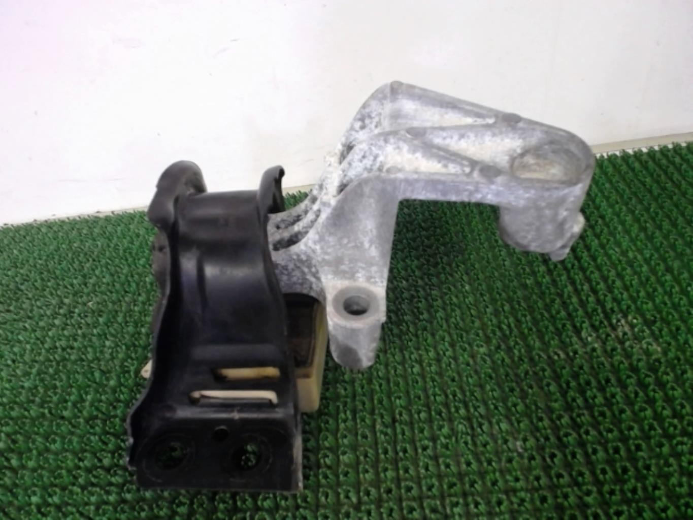 Support moteur droit RENAULT CLIO 3 PHASE 2 Diesel - 1