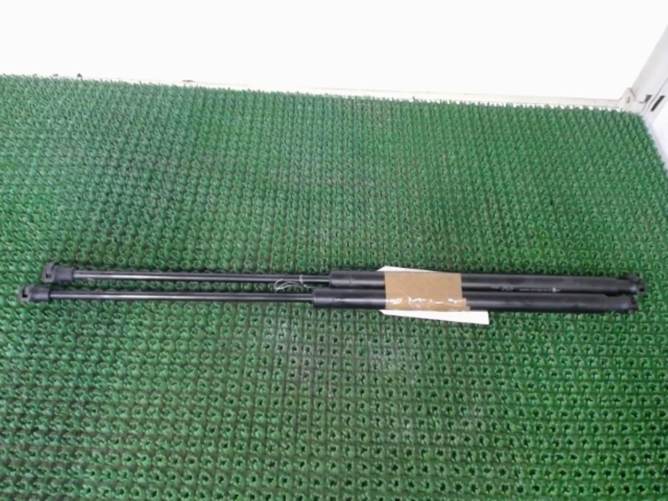 Verin de capot CITROEN C5 1 PHASE 2 Diesel - 1