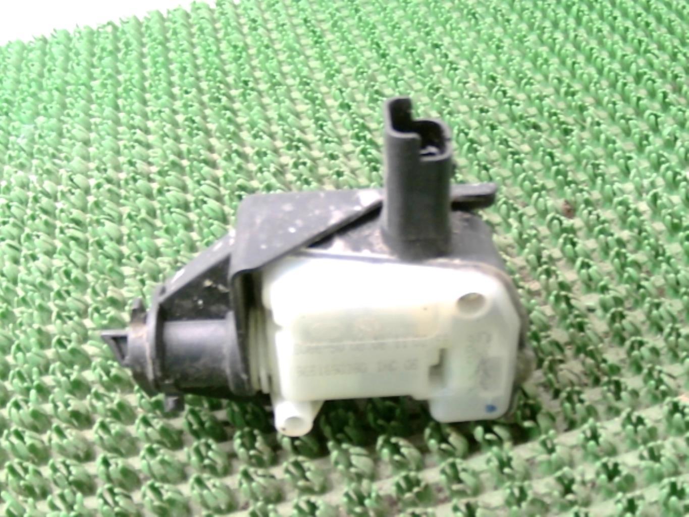 Actionneur verrou trappe d'essence CITROEN C4 2 PHASE 1 Diesel - 1