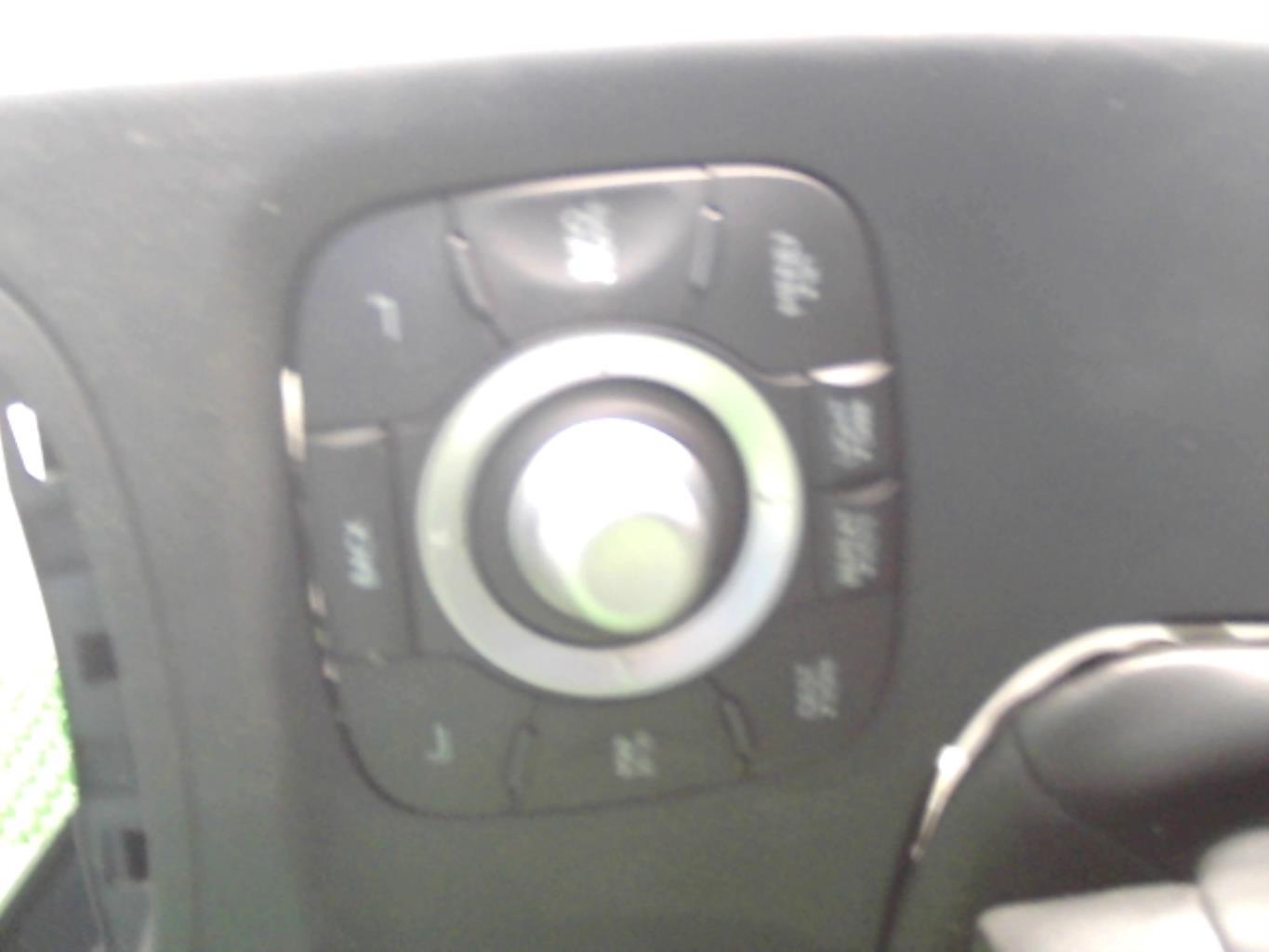 Console central (interieur plastique) RENAULT MEGANE 3 PHASE 2 Diesel - 1