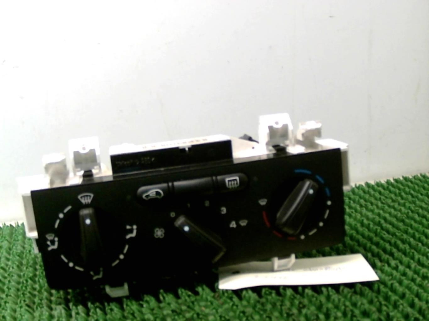 Commande chauffage CITROEN C3 1 PHASE 1 Diesel - 1