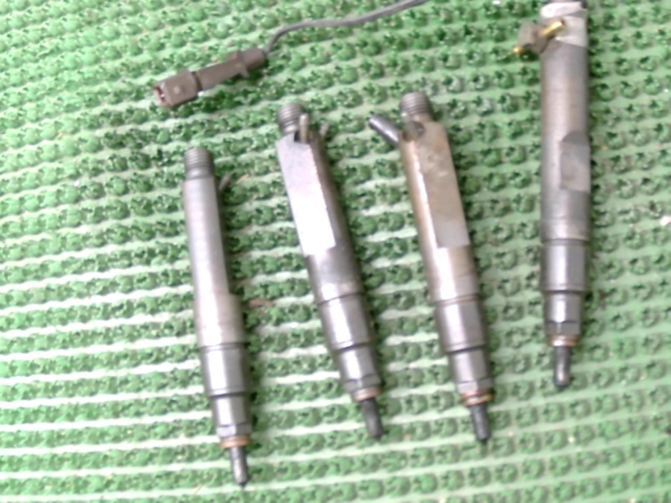 Injecteurs VOLKSWAGEN GOLF 4 Diesel - 1