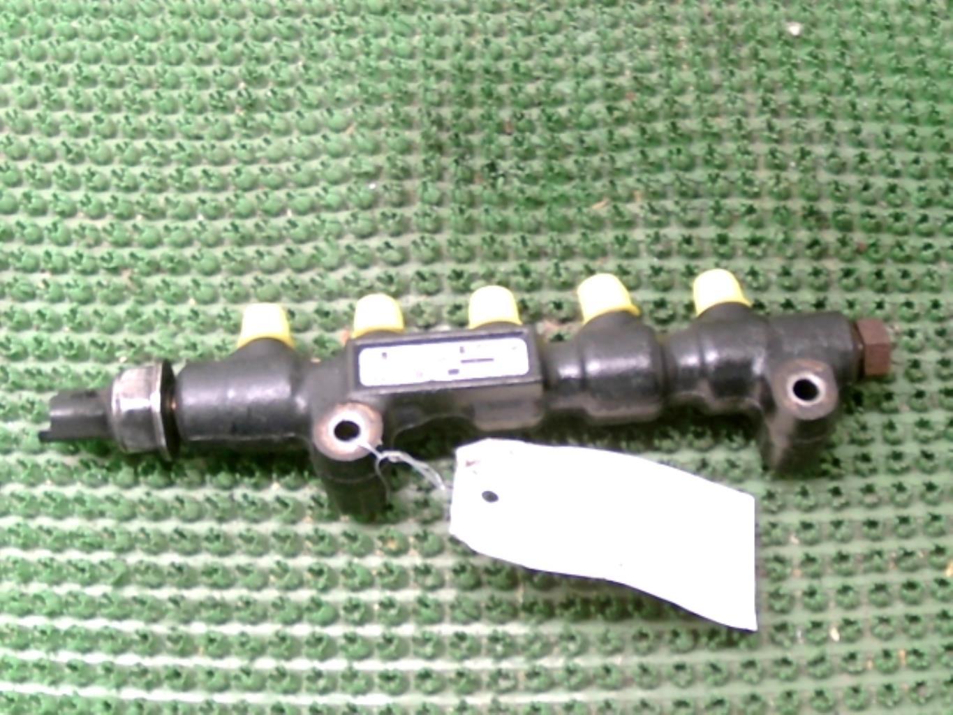 Rampe injection CITROEN C4 1 PHASE 1 Diesel - 1