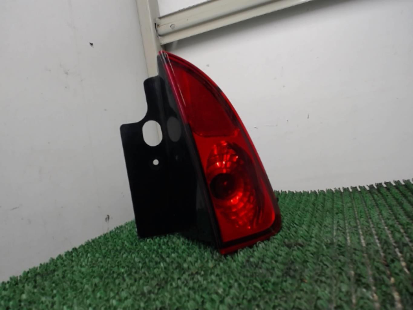 Anti brouillard arriere gauche RENAULT ESPACE 4 PHASE 1 Diesel - 1