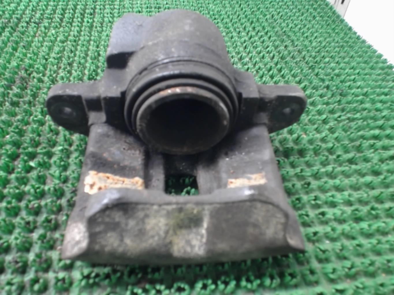 Etrier avant gauche (freinage) RENAULT CLIO 2 PHASE 1 Essence - 1