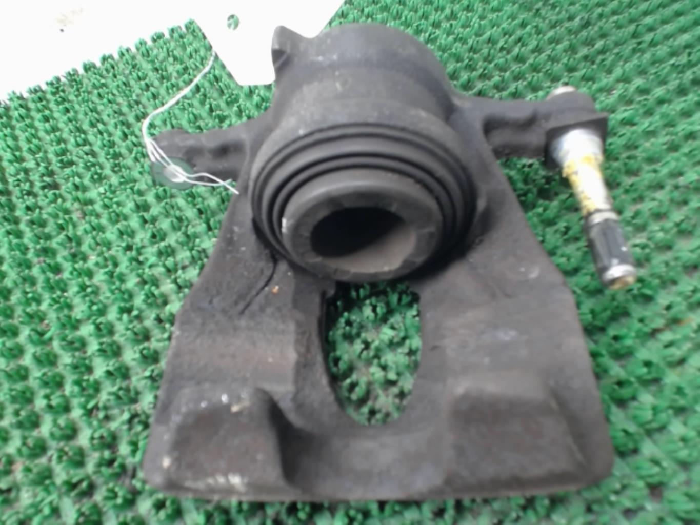 Etrier avant gauche (freinage) OPEL CORSA C PHASE 1 Essence - 1