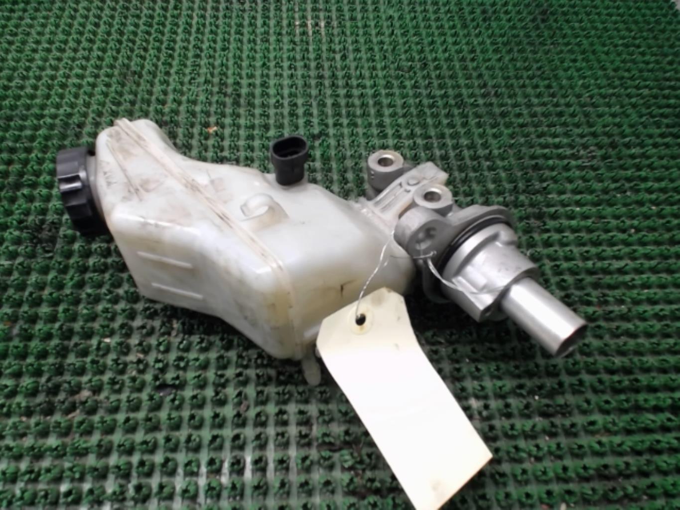 Maitre cylindre (freinage) OPEL CORSA D PHASE 1 Essence - 1