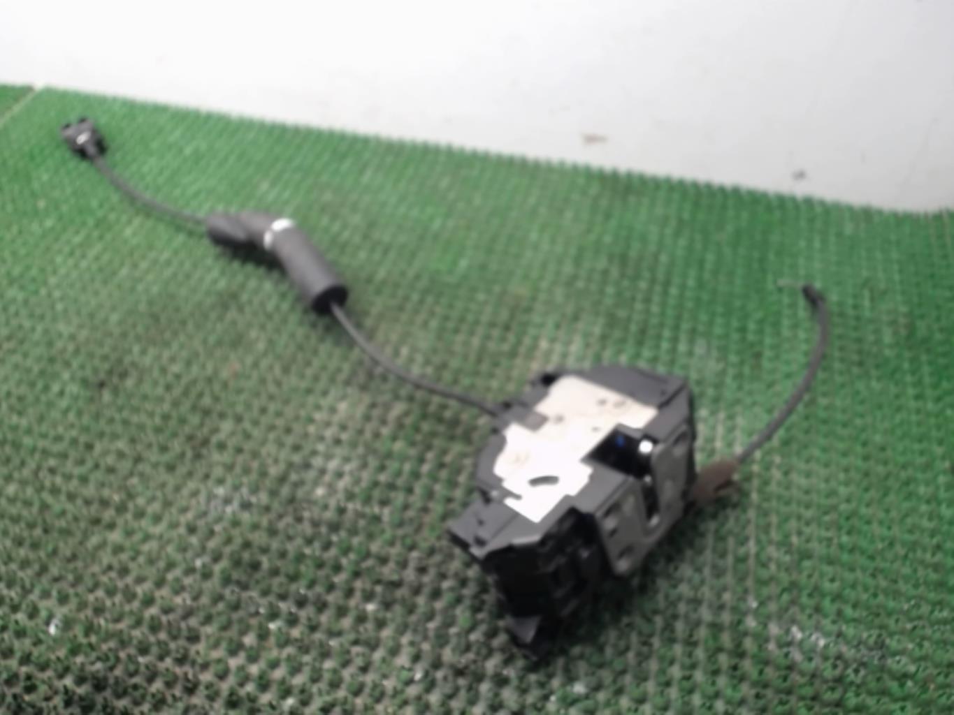 Serrure arriere droit RENAULT SCENIC 3 PHASE 2 Diesel - 1
