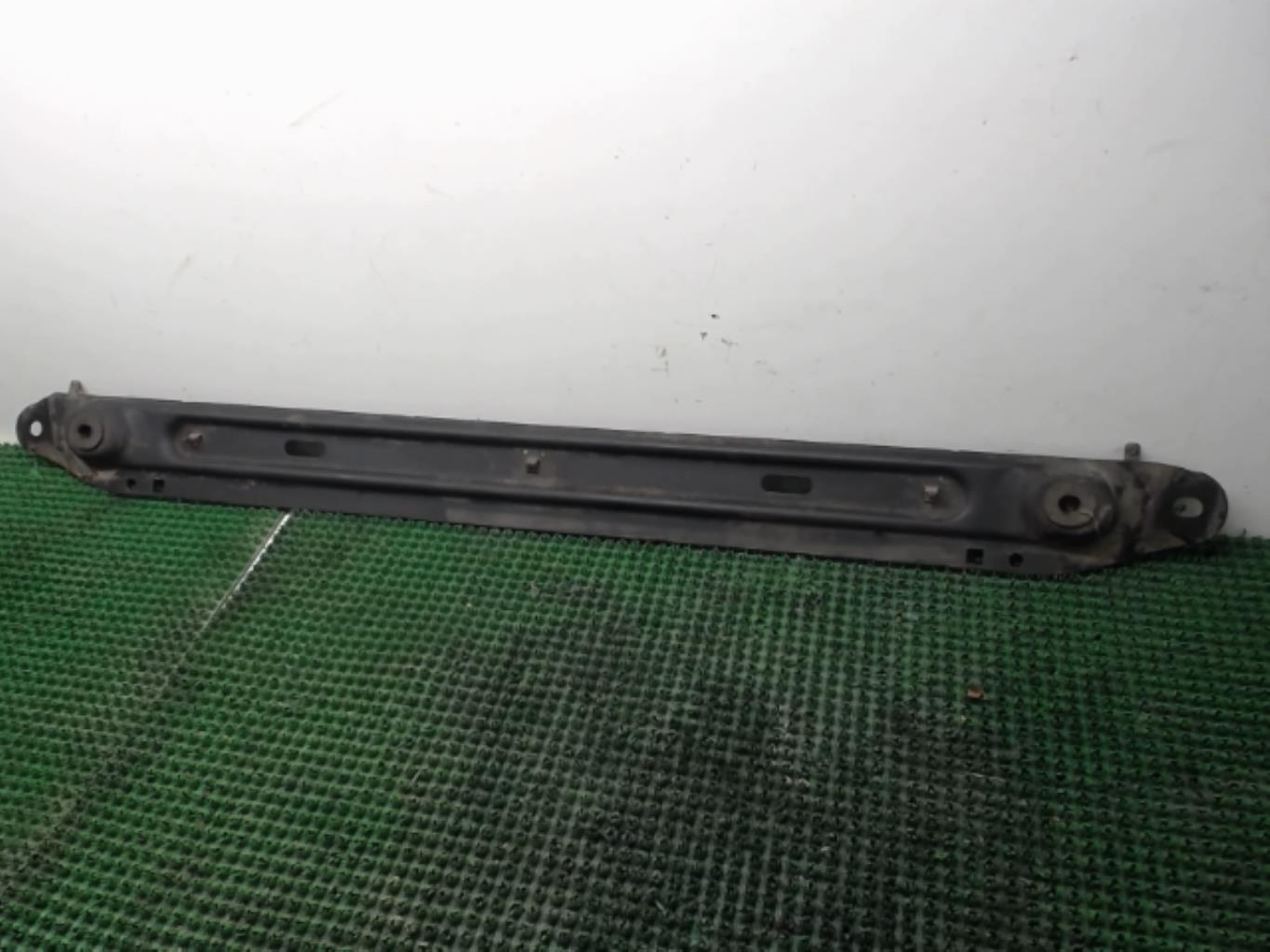 Traverse inferieure CITROEN C4 1 PHASE 1 Essence - 1