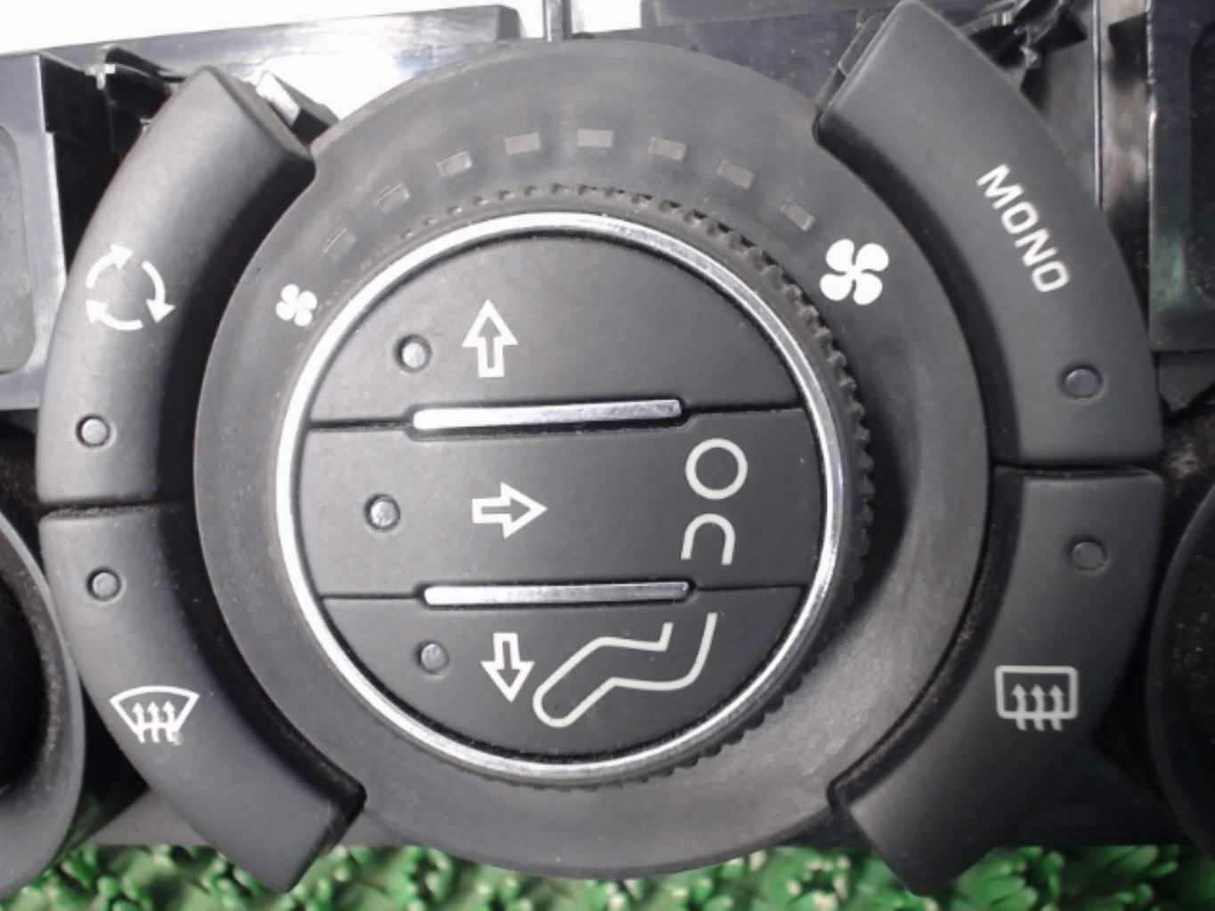 Commande chauffage PEUGEOT 308 1 SW PHASE 1 BREAK Diesel - 1