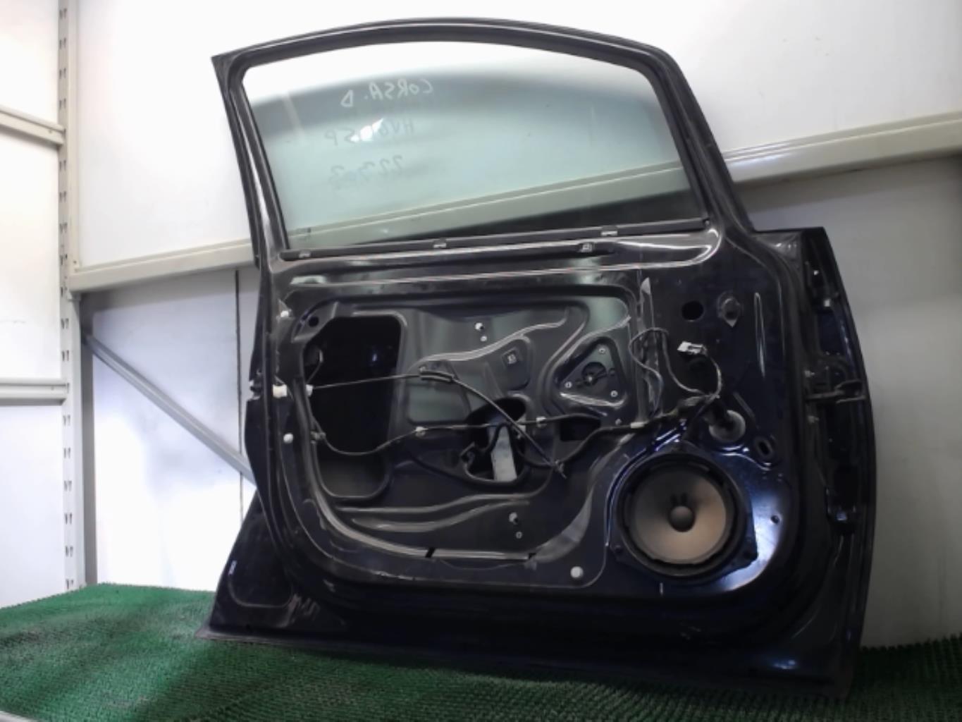 Porte avant gauche OPEL CORSA D PHASE 1 Diesel - 1