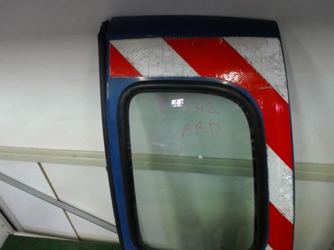 Porte de coffre droit RENAULT KANGOO Diesel - 1