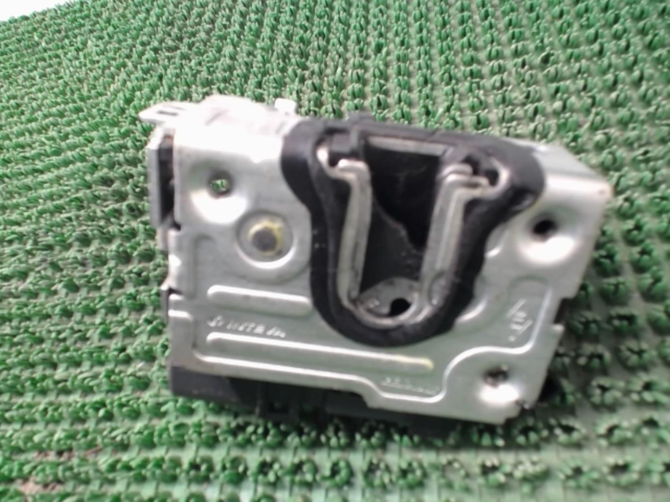 Serrure avant gauche DACIA SANDERO 1 Diesel - 1