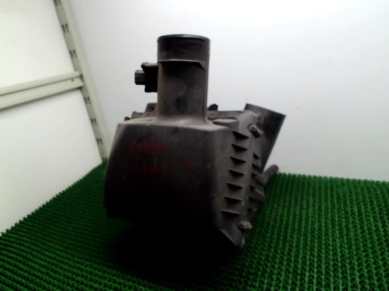 Boite a air RENAULT TRAFIC 3  - 1