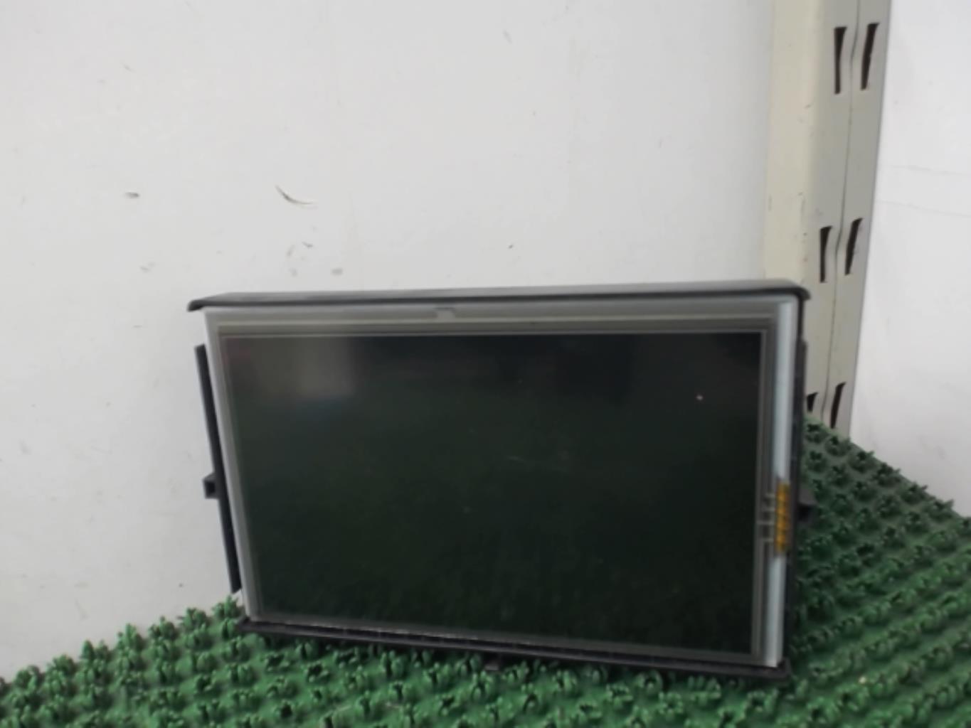 Ecran GPS RENAULT CLIO 4 PHASE 1 BREAK  - 1