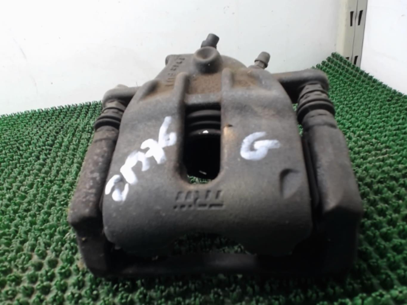 Etrier avant gauche (freinage) RENAULT CLIO 4 PHASE 1 BREAK  - 1