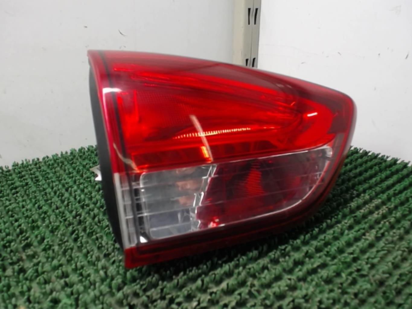Feu arriere secondaire gauche (feux) RENAULT CLIO 4 PHASE 1 BREAK  - 1