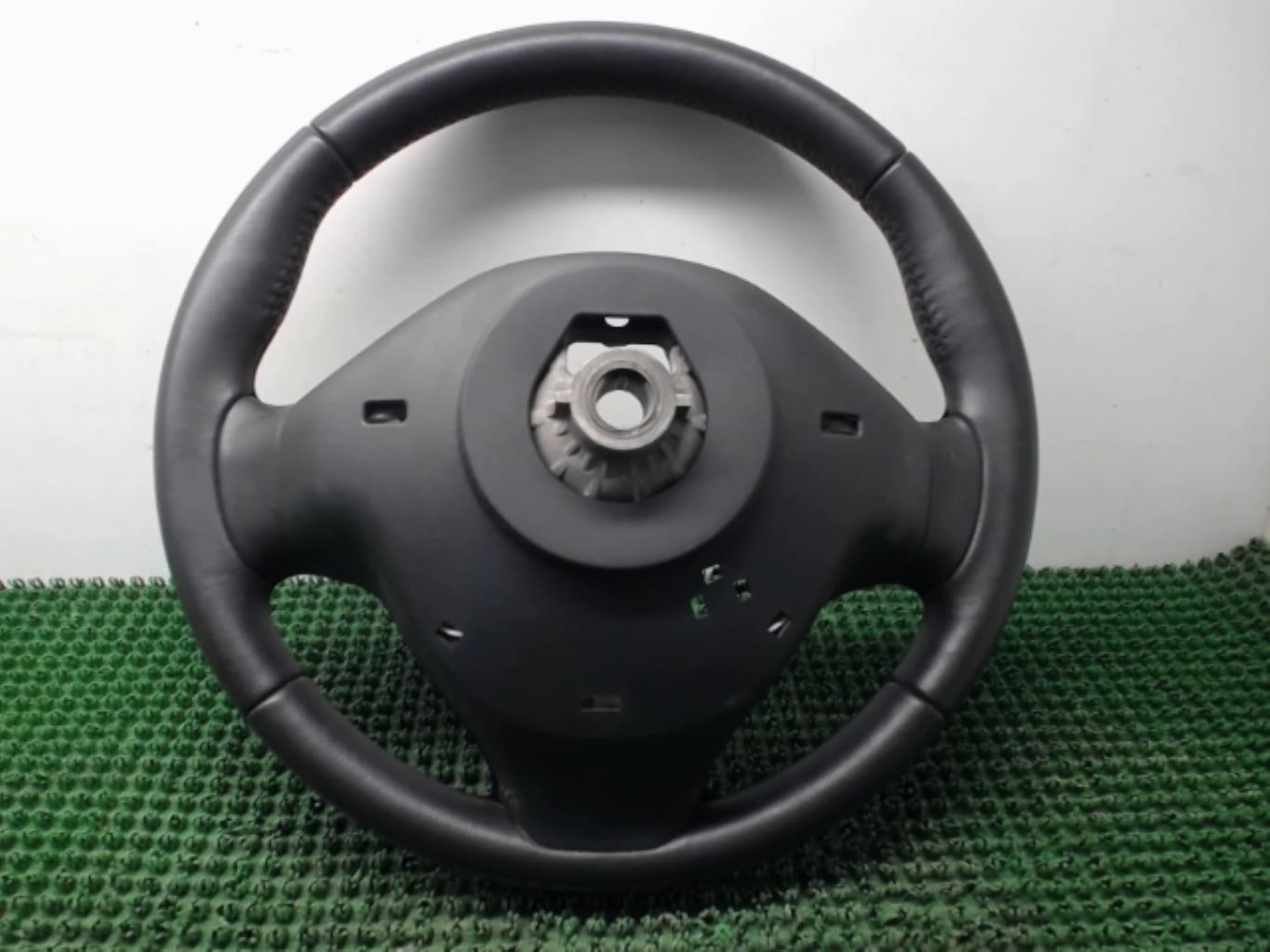 Volant RENAULT CLIO 4 PHASE 1 BREAK  - 1