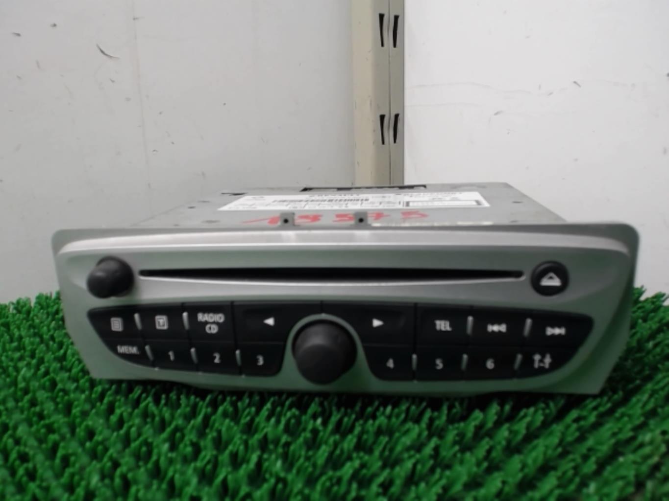 Autoradio RENAULT MEGANE 3 PHASE 1 Diesel - 1