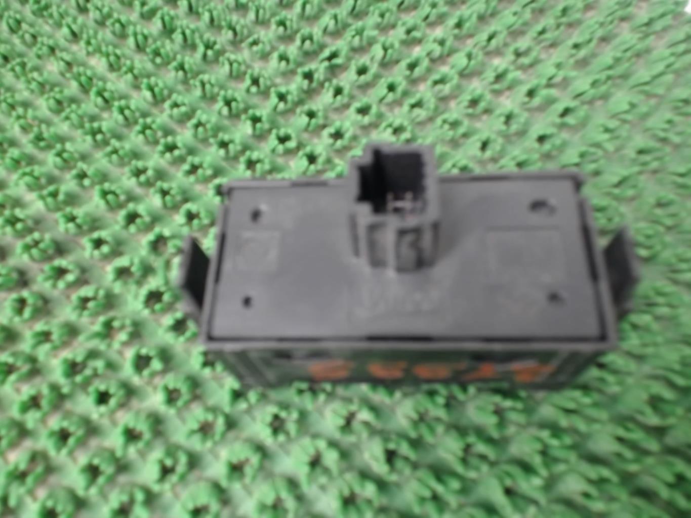 Bouton de warning RENAULT TRAFIC 3  - 1