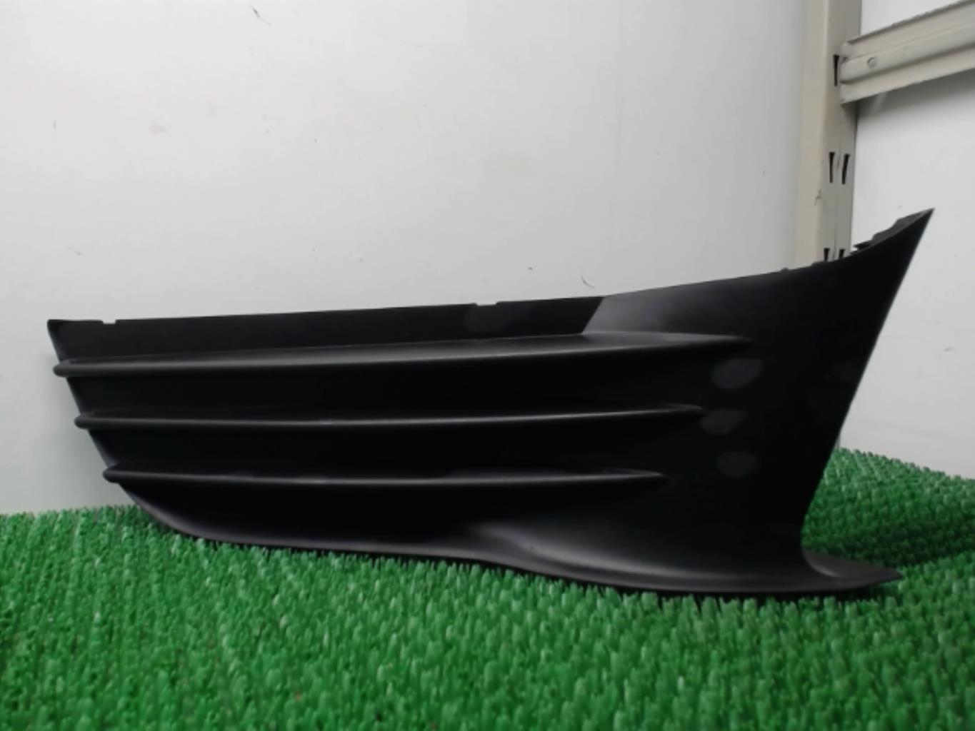 Grille de calandre droite CITROEN C3 PICASSO PHASE 1 Diesel - 1
