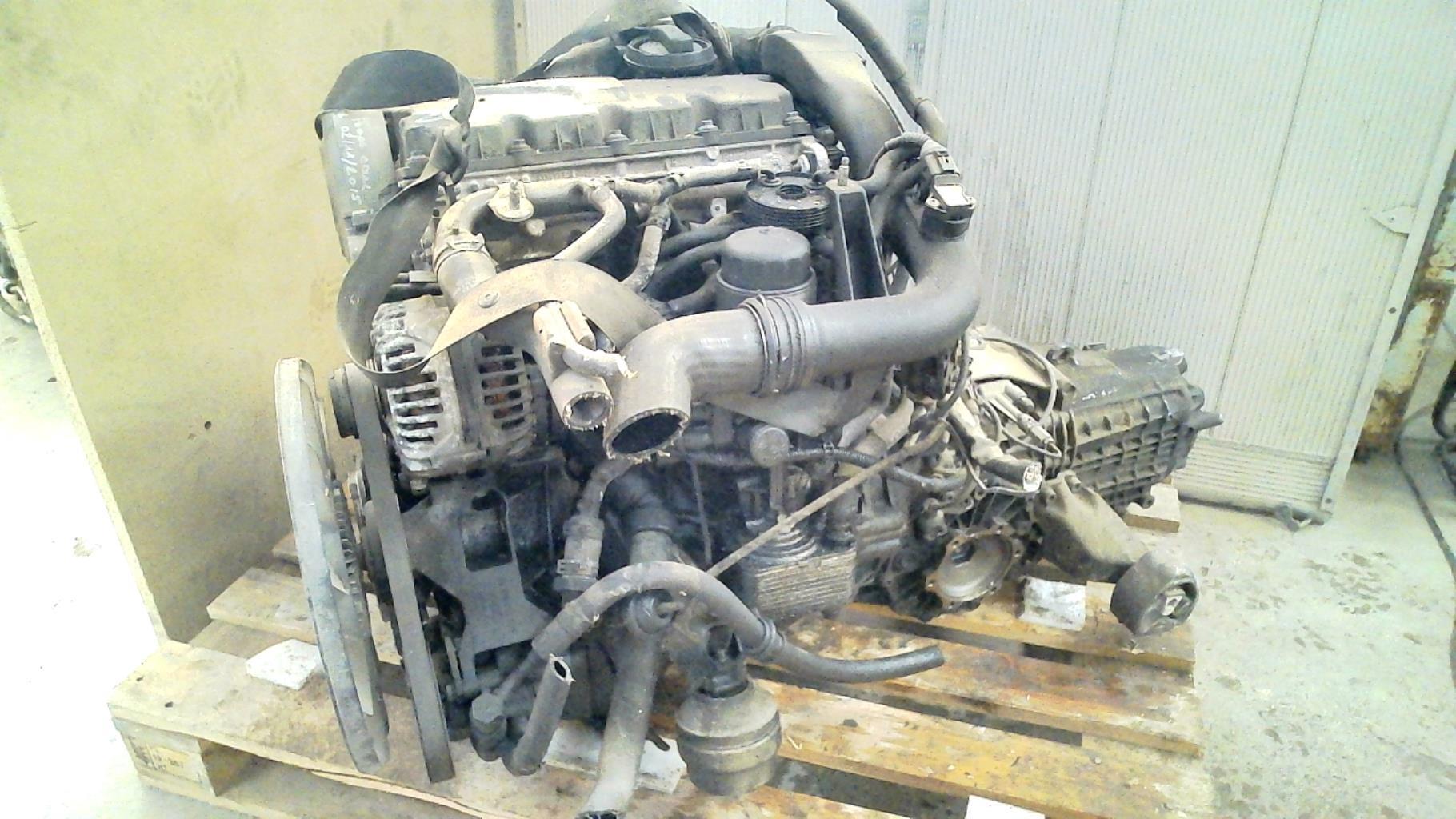 Moteur VOLKSWAGEN PASSAT 4 PHASE 2 BREAK Diesel - 1