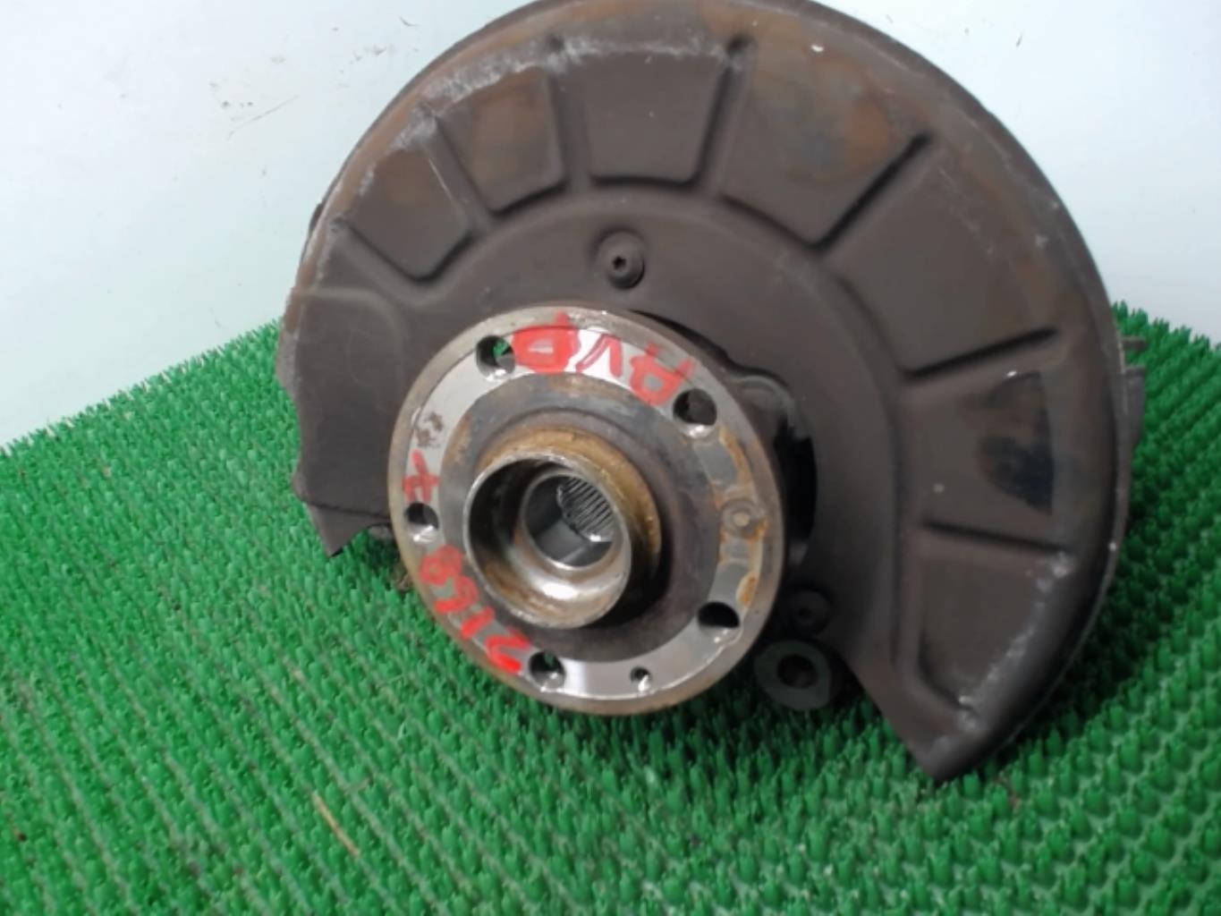 Moyeu avant droit AUDI A3 2 SPORTBACK PHASE 1 Diesel - 1