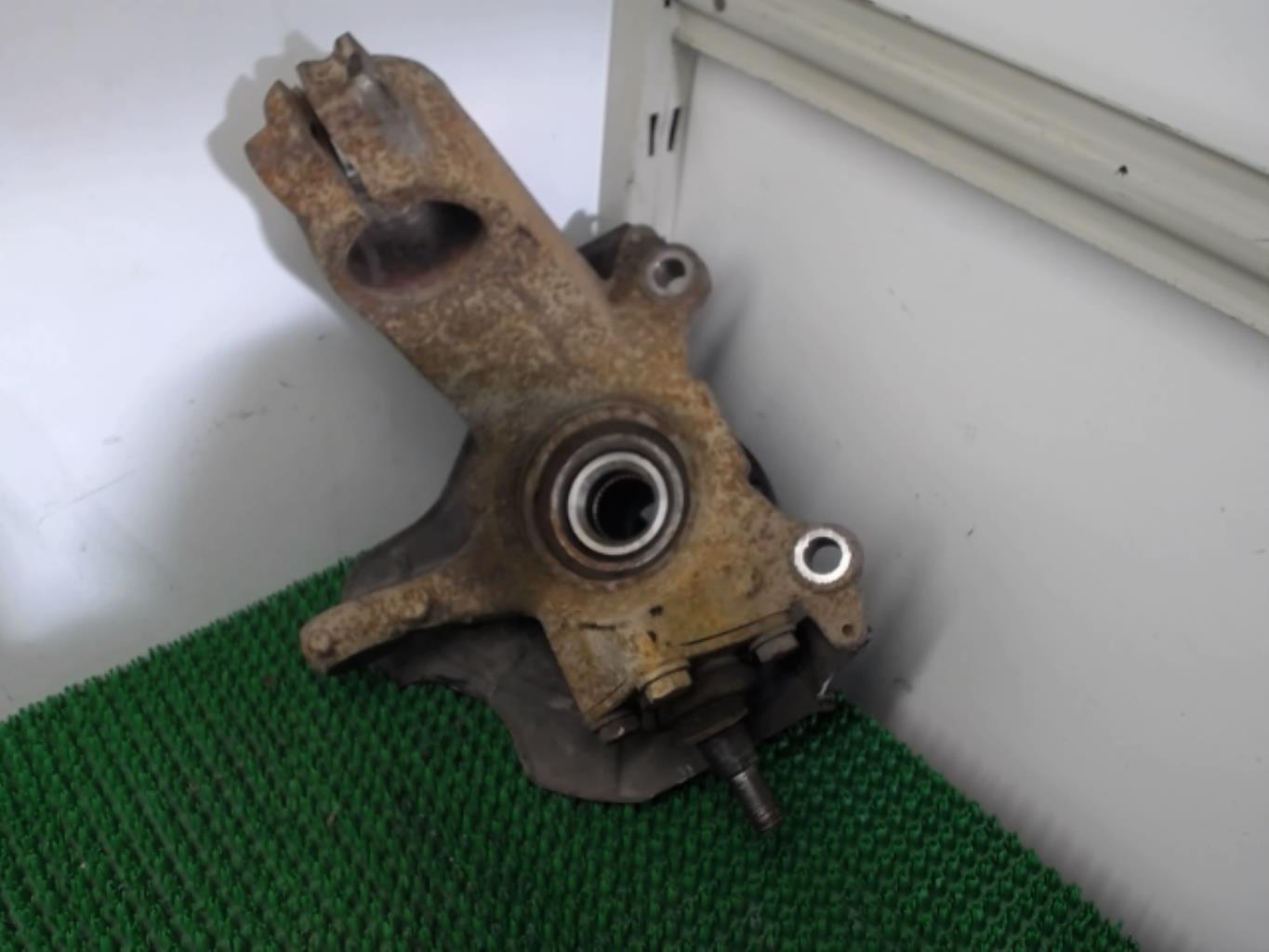 Moyeu avant gauche CITROEN JUMPER 3 Diesel - 1