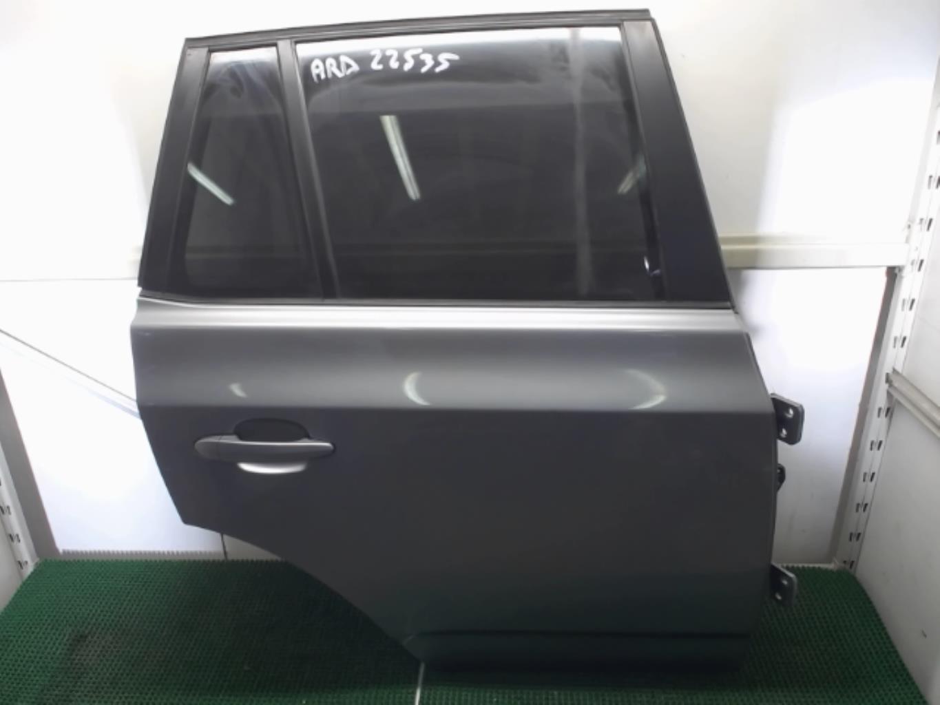 Porte arriere droit BMW X3 E83 PHASE 1 Diesel - 1