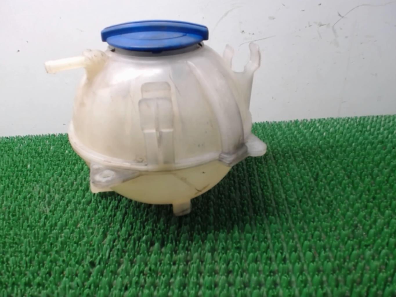 Vase d'expansion AUDI A3 2 SPORTBACK PHASE 1 Diesel - 1