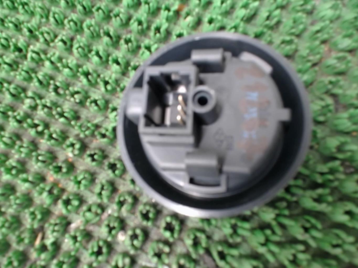 Commande de reglage hauteur de phare RENAULT KANGOO 1 PHASE 2 Essence - 1
