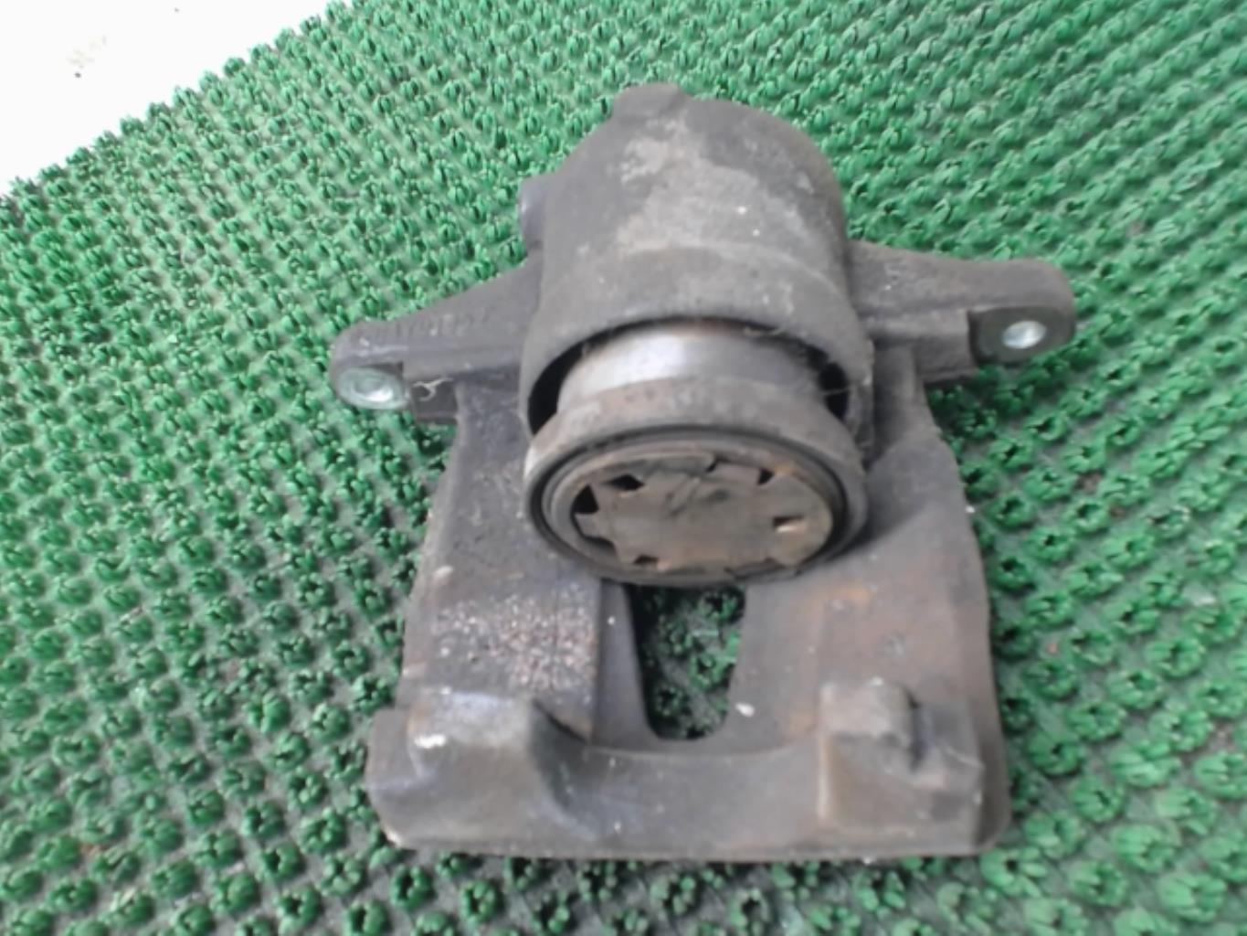 Etrier avant gauche (freinage) OPEL CORSA D PHASE 1 Diesel - 1