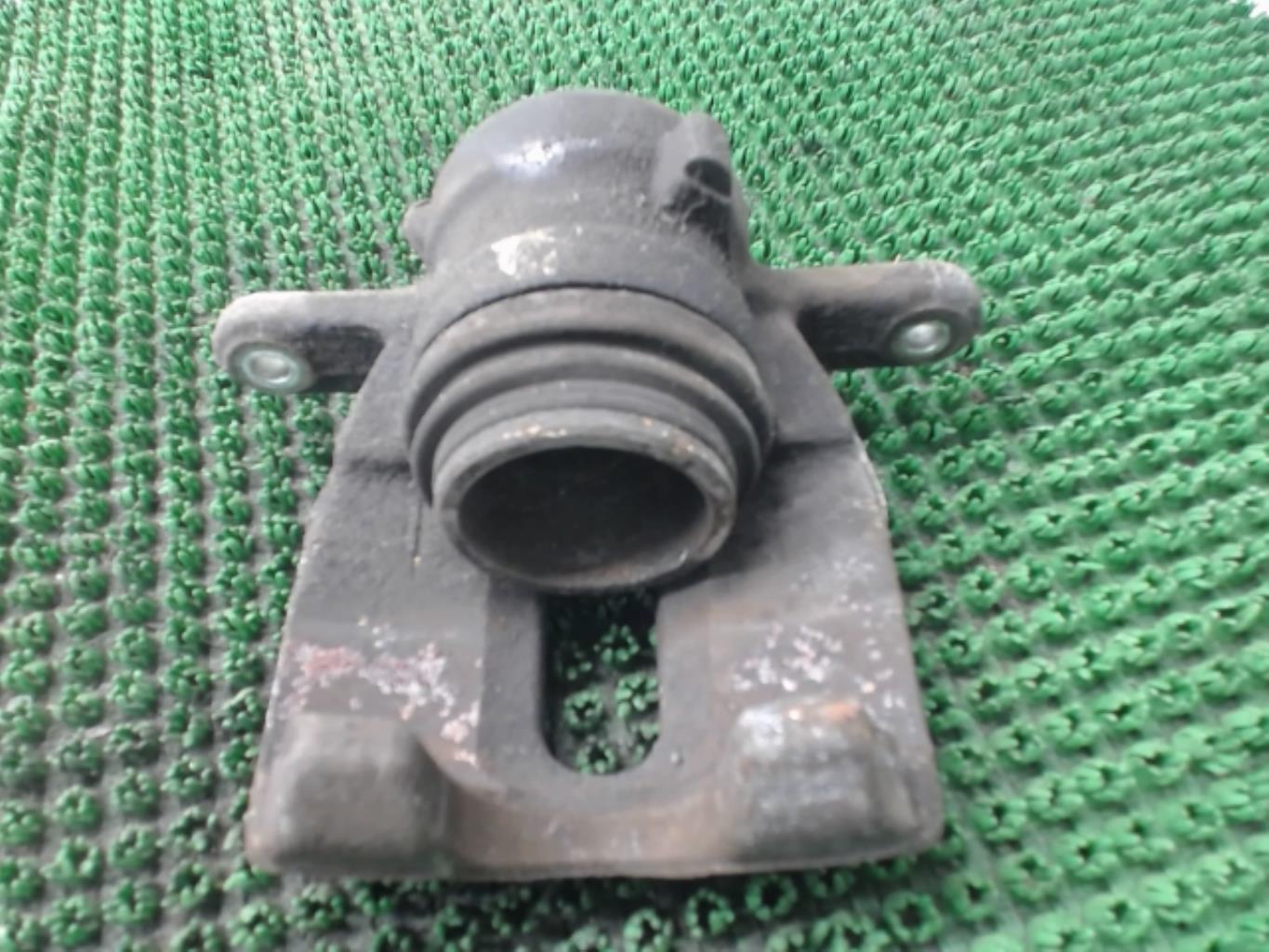 Etrier avant gauche (freinage) RENAULT CLIO 3 PHASE 2 Diesel - 1