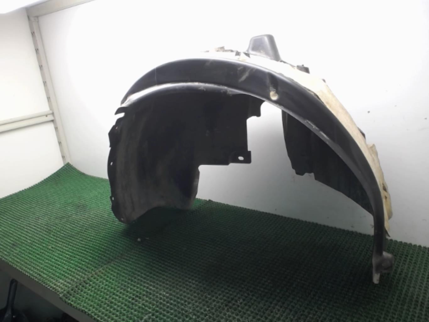 Pare boue arriere droit CITROEN C3 3 PHASE 1 Diesel - 1