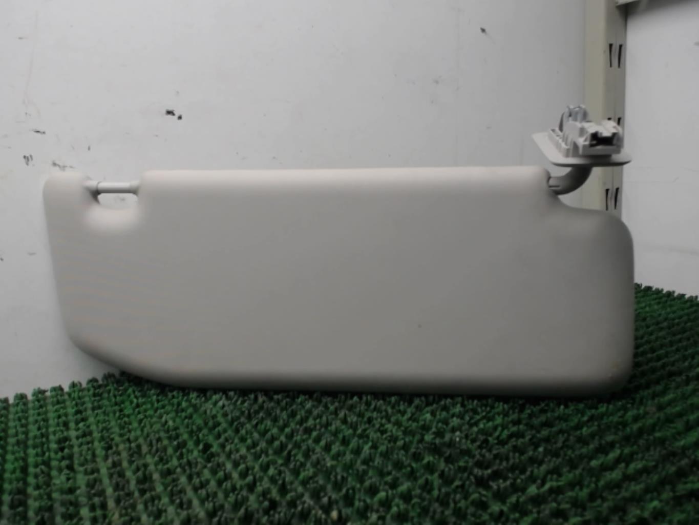 Pare soleil gauche CITROEN C3 3 PHASE 1 Diesel - 1